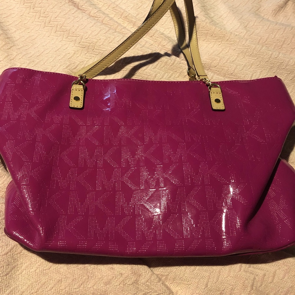 Michael Kors pink purse